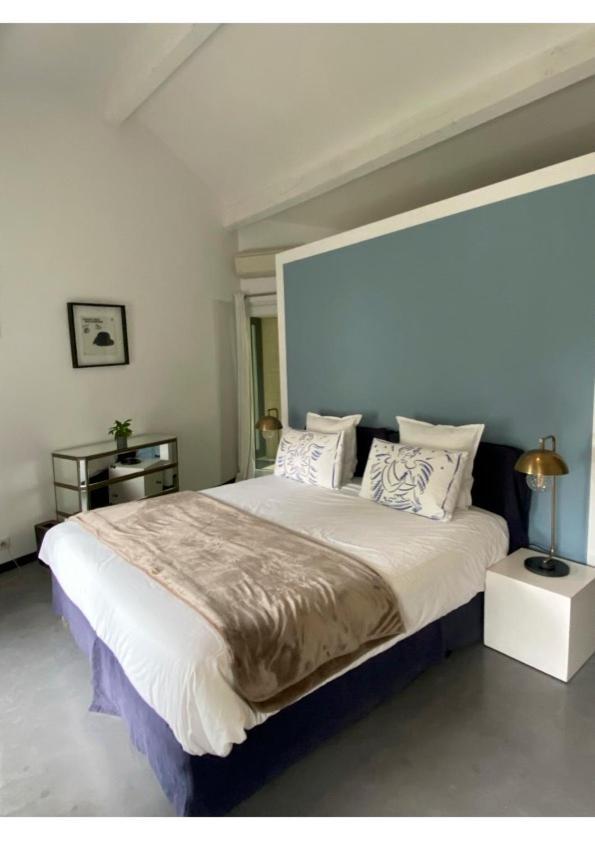 La Garde-Adhémar Les Esplanes Bed & Breakfast エクステリア 写真