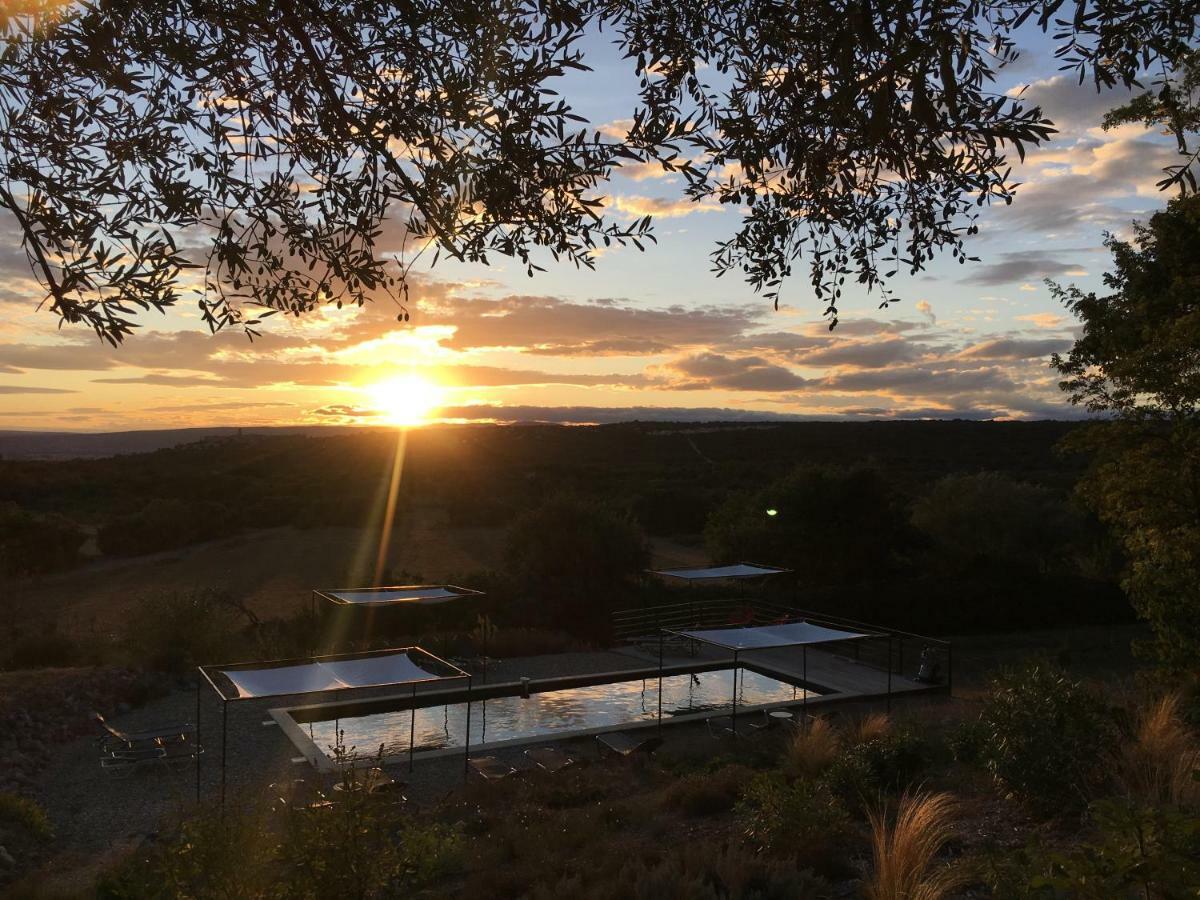 La Garde-Adhémar Les Esplanes Bed & Breakfast エクステリア 写真